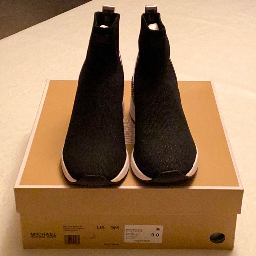 Michael Kors Skyler Wedge Pull-On Stretchy Fabric Sneakers. NIB. Black. Size 9.